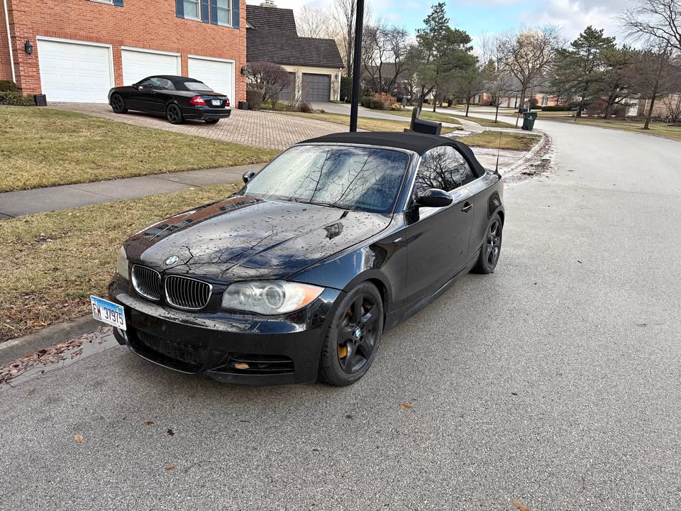 1 series black 2009 BMW 135i automatic convertible For Sale
