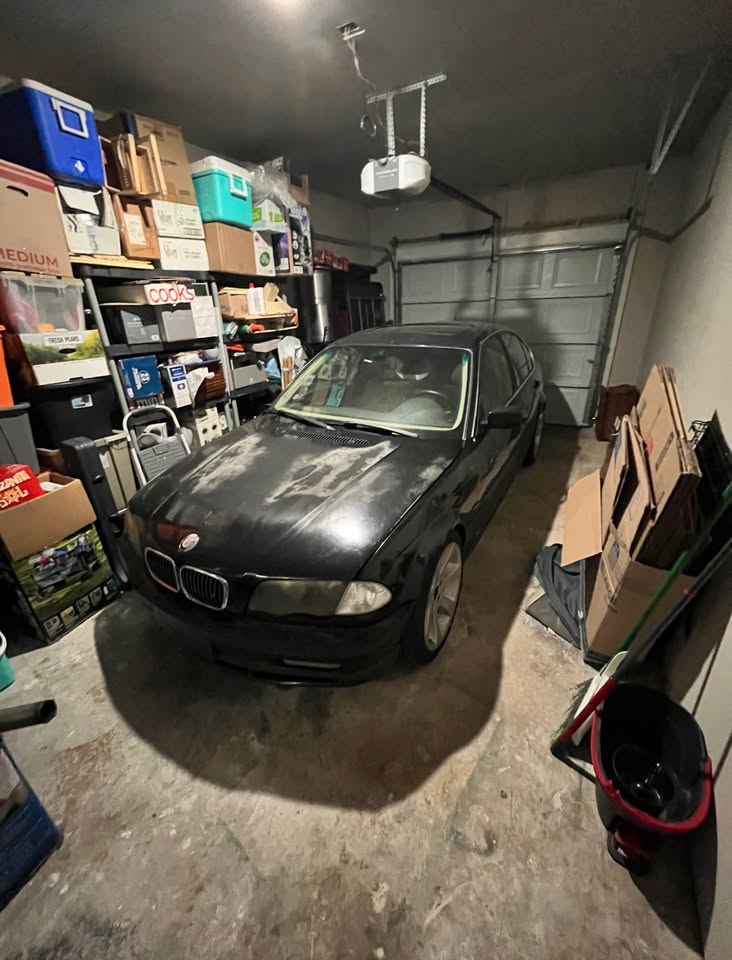 Black 1999 BMW 328i E46 5spd manual sedan For Sale