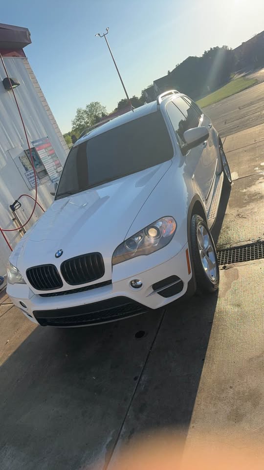 White 2012 BMW X5 xDrive35i automatic SUV For Sale