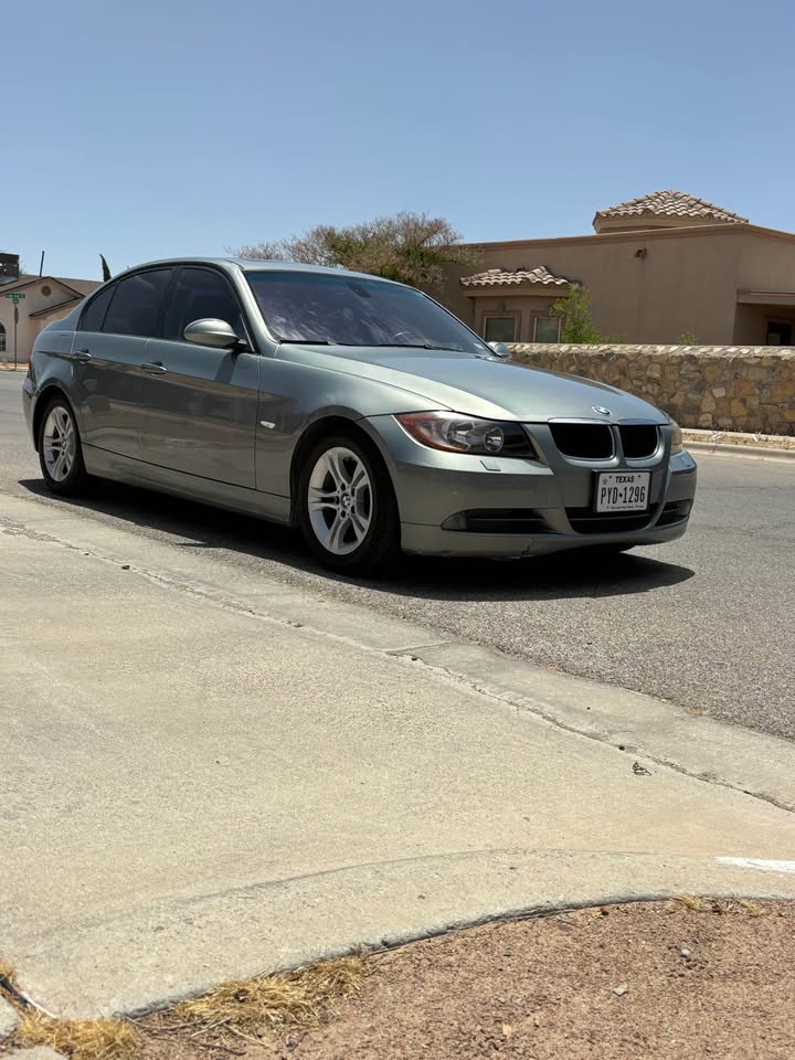 Gray 3 series 2008 BMW 328i E90 automatic sedan For Sale