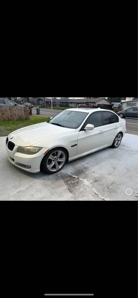 White 2011 BMW 335i E90 automatic sedan For Sale