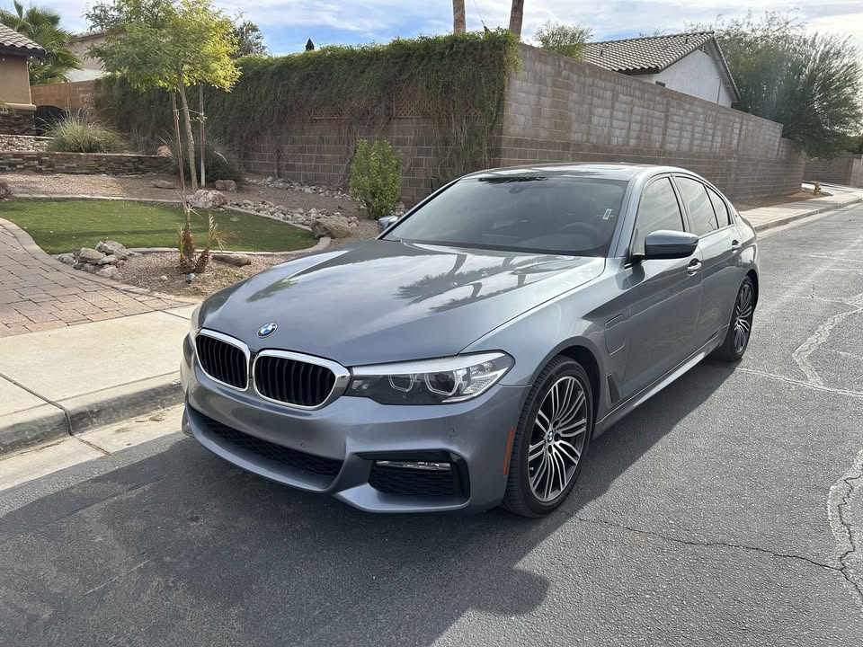Gray 2018 BMW 530e plug-in hybrid automatic sedan For Sale