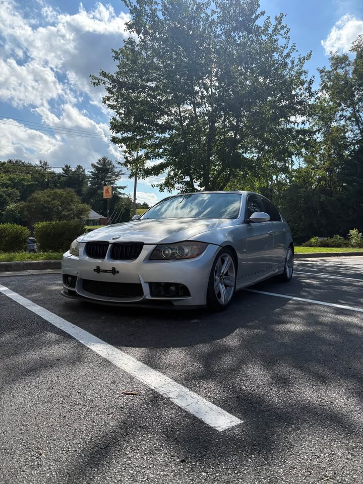 Silver 2007 BMW 335i E90 automatic sedan For Sale