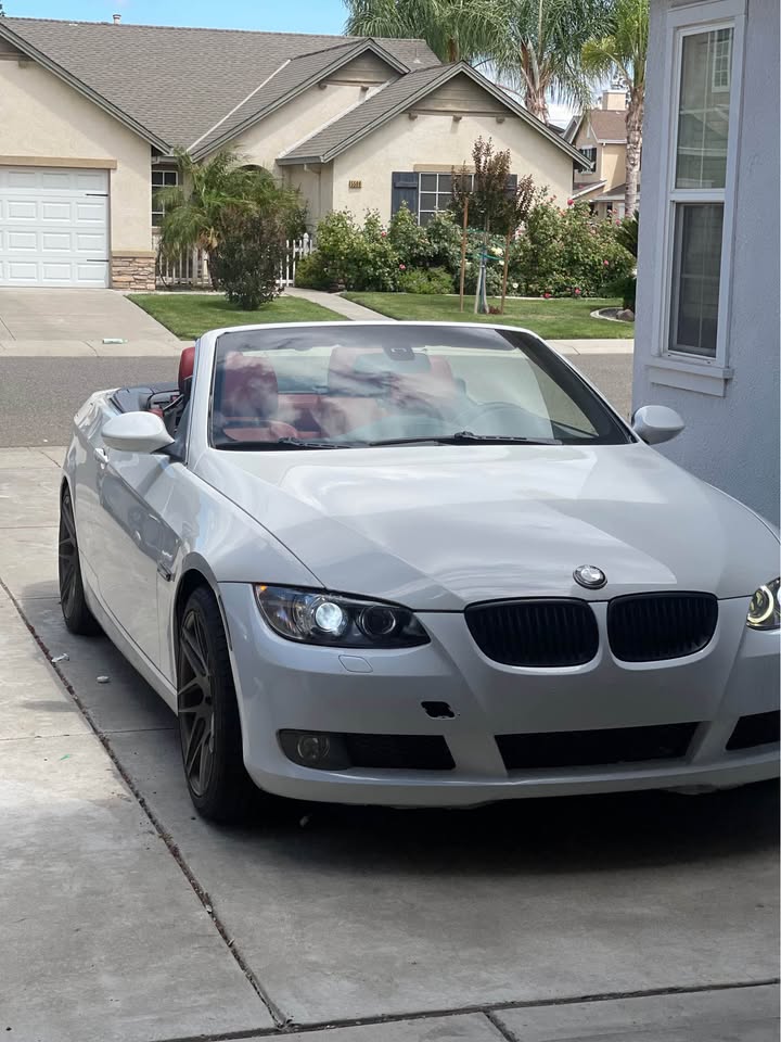 White 2009 BMW 328i convertible automatic For Sale