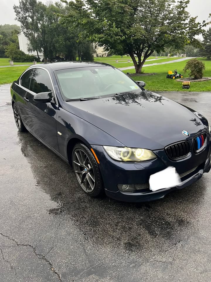 Black 2008 BMW 335xi E92 manual coupe For Sale